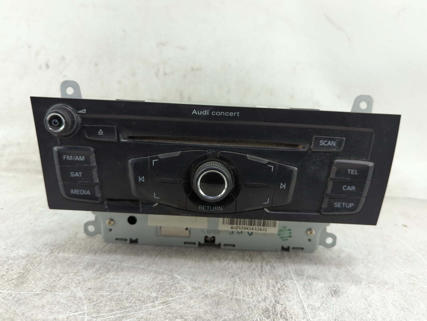 2012 Audi A4 Radio AM FM Cd Player Receiver Replacement P/N:8T1 035 186 R CQ-JA1962G Fits OEM Used Auto Parts - Oemusedautop