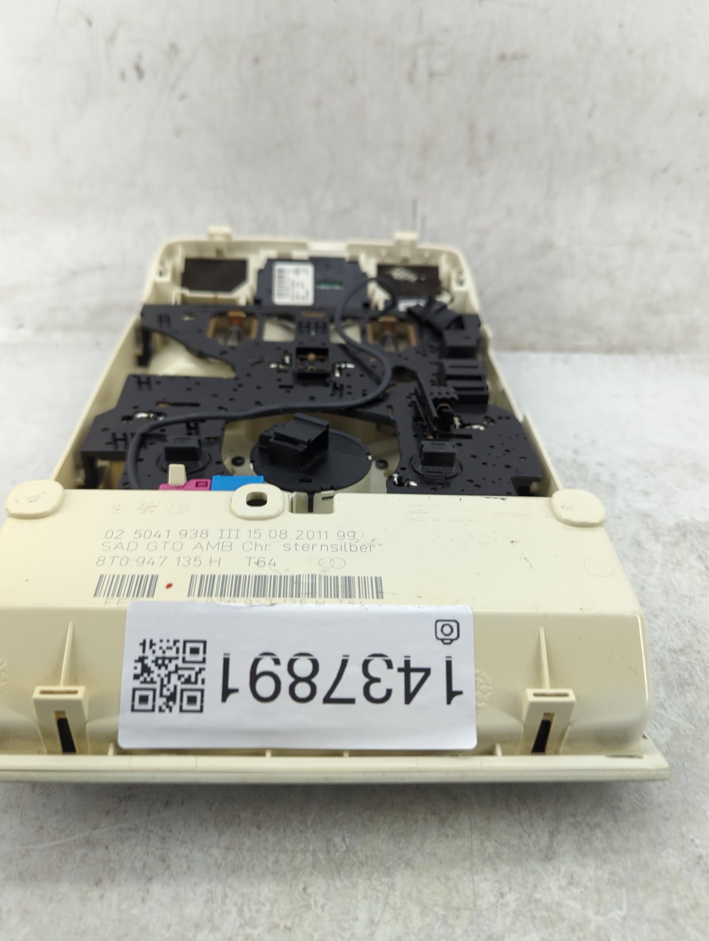 2012 Audi A4 Overhead Console W/rear Climate Control Gray - Oemusedautoparts1.com