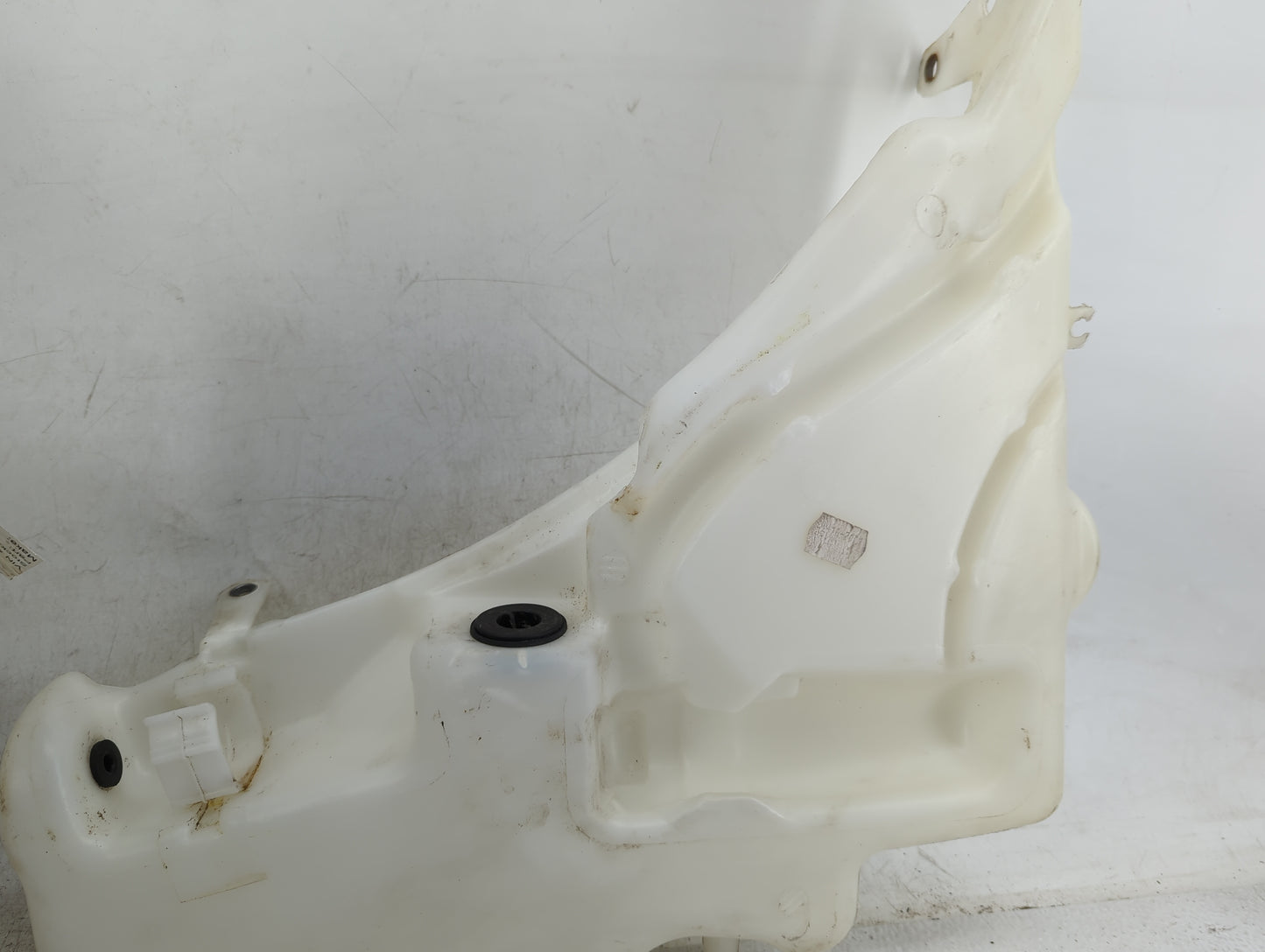 2009-2012 Audi A4 Windshield Washer Fluid Reservoir Bottle Oem - Oemusedautoparts1.com