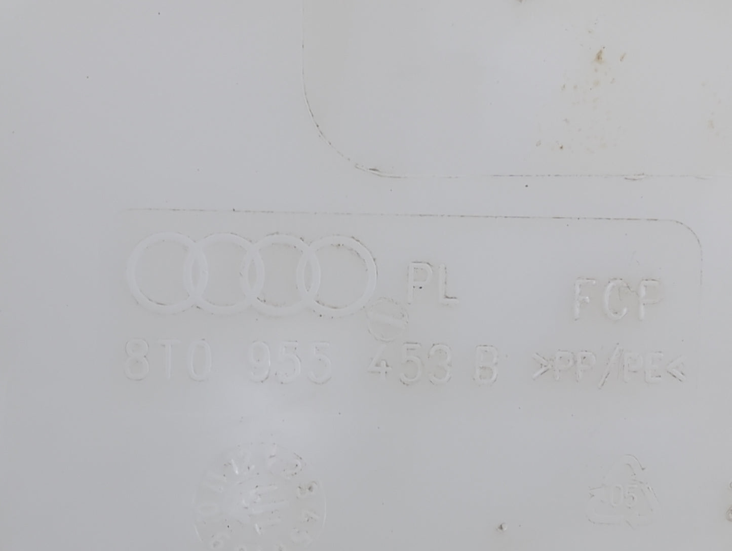 2009-2012 Audi A4 Windshield Washer Fluid Reservoir Bottle Oem - Oemusedautoparts1.com