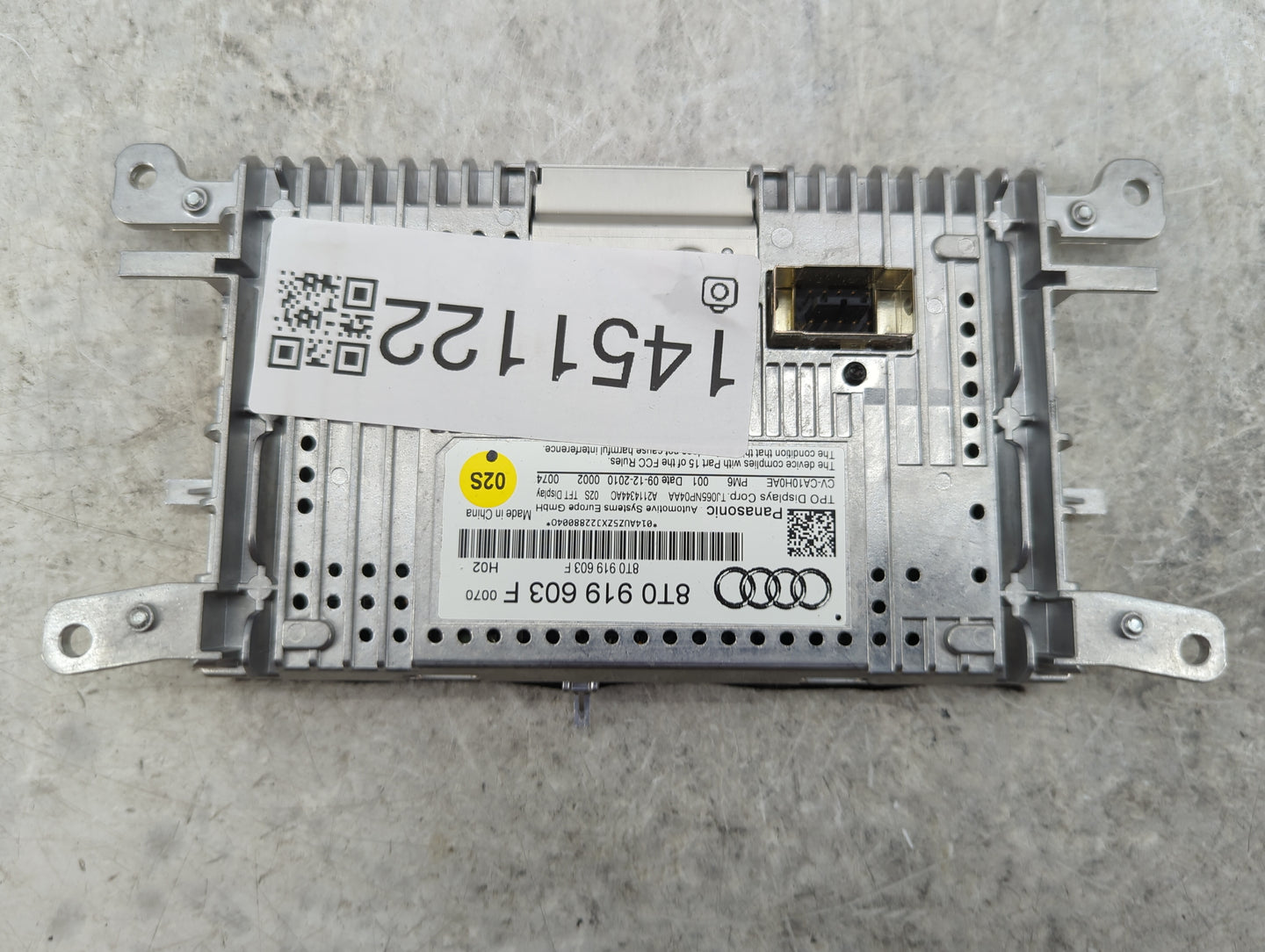 2009-2016 Audi A4 Information Display Screen - Oemusedautoparts1.com