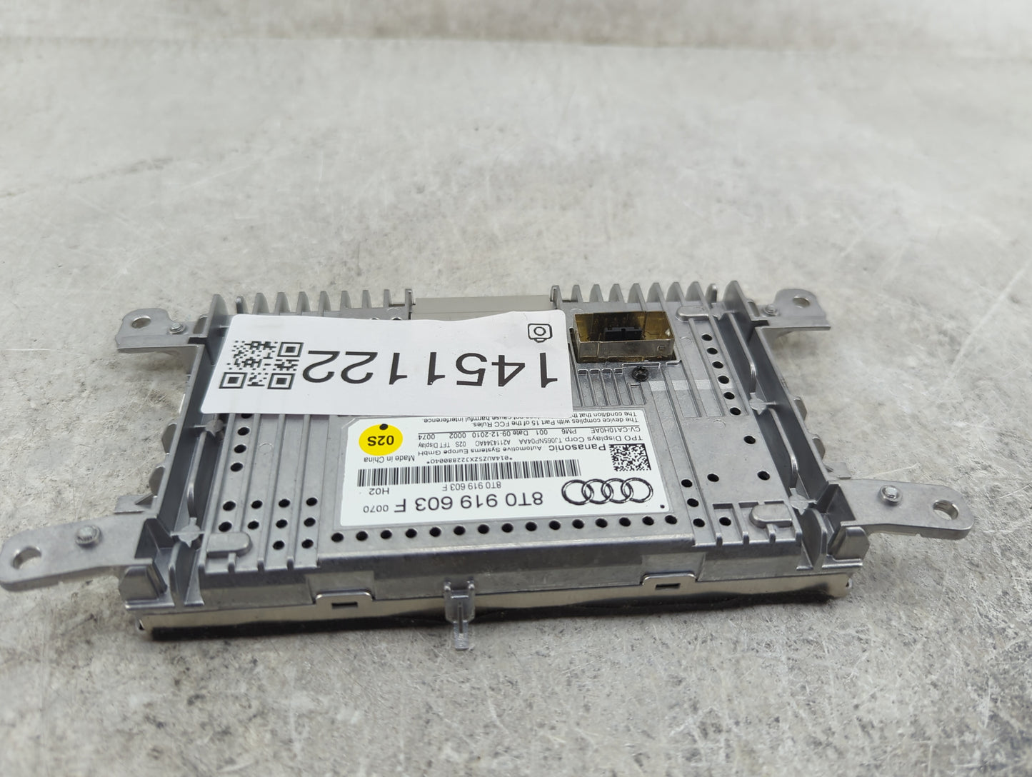 2009-2016 Audi A4 Information Display Screen - Oemusedautoparts1.com