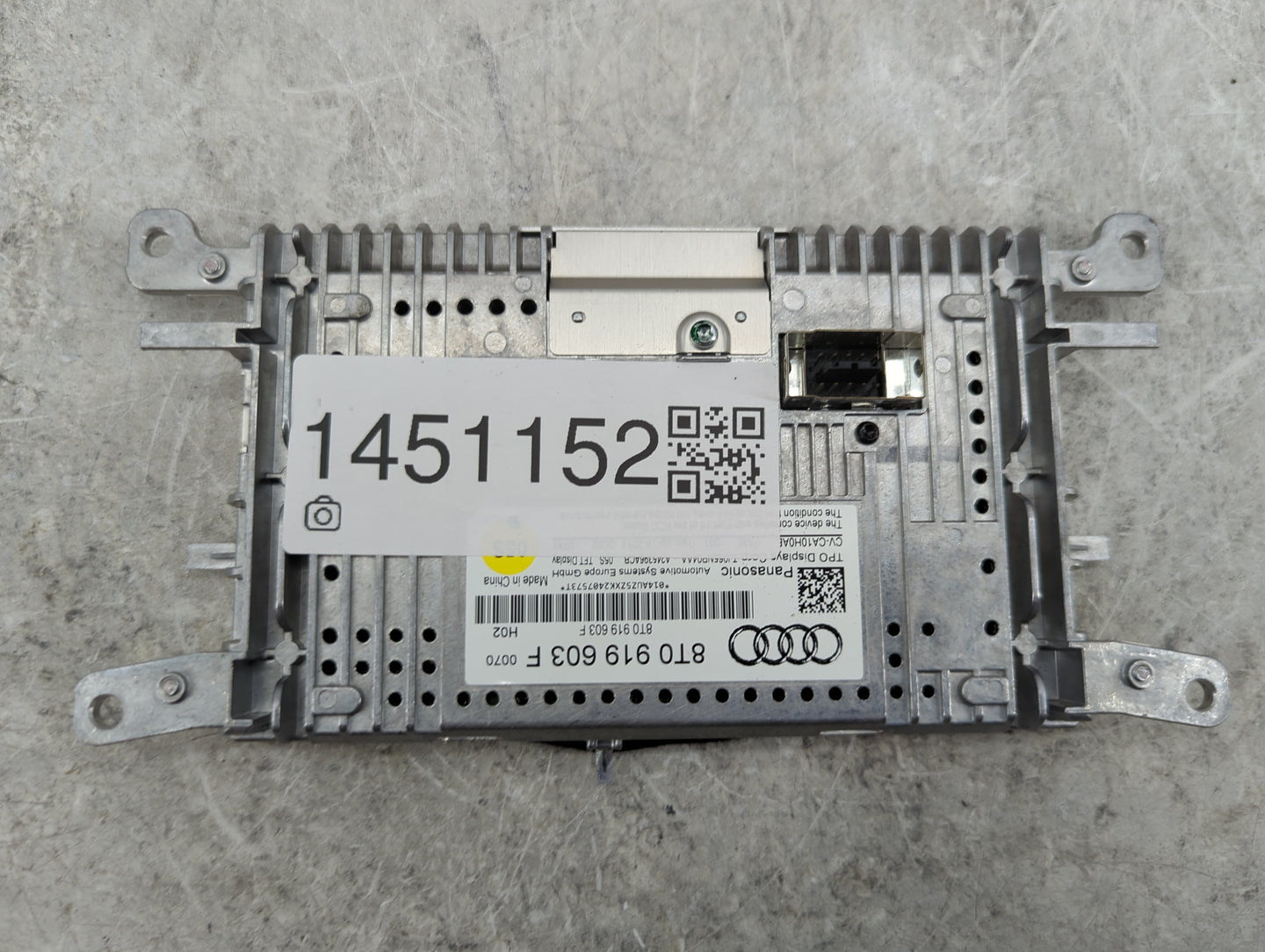 2009-2016 Audi A4 Information Display Screen - Oemusedautoparts1.com