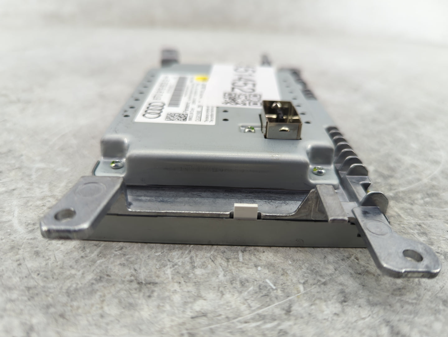 2009-2016 Audi A4 Information Display Screen - Oemusedautoparts1.com