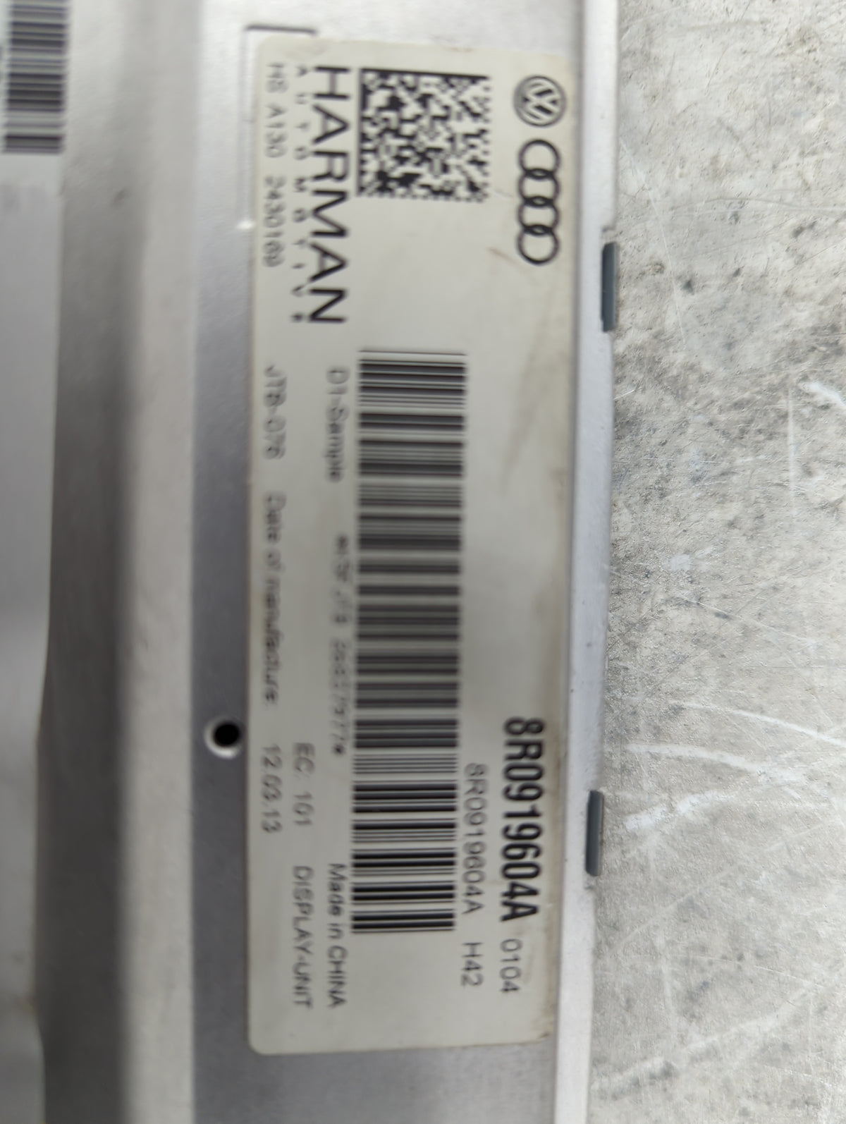 2009-2016 Audi A4 Information Radio Display Screen 1451518 - Oemusedautoparts1.com