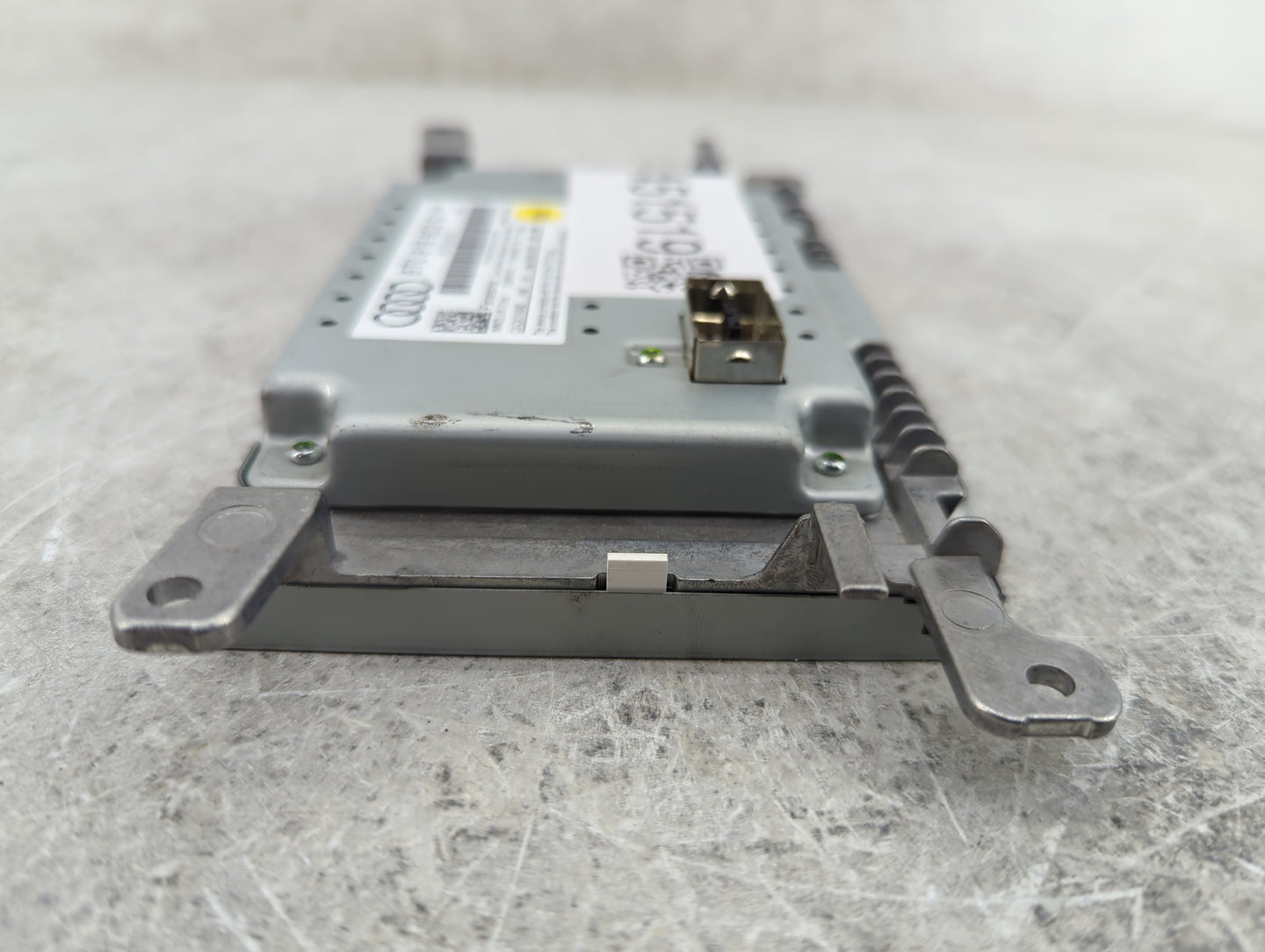 2009-2016 Audi A4 Information Display Screen - Oemusedautoparts1.com