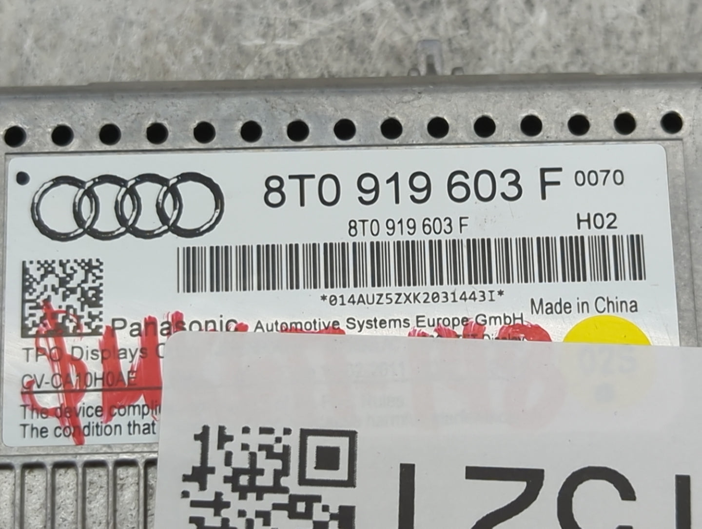 2009-2016 Audi A4 Information Display Screen - Oemusedautoparts1.com