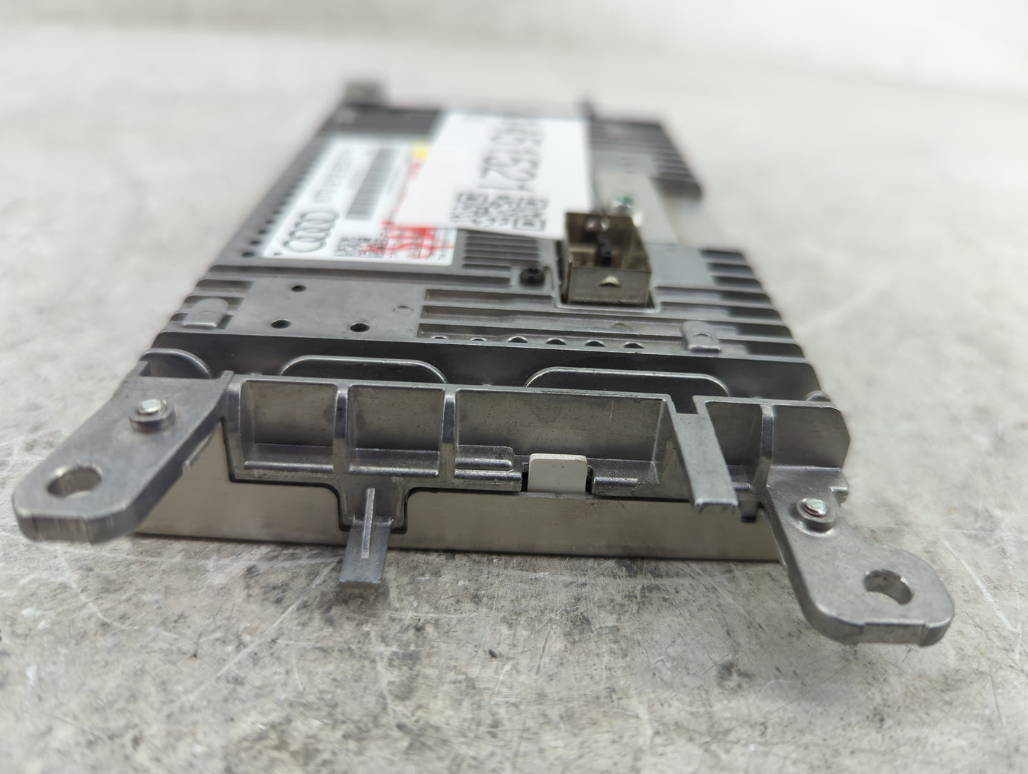 2009-2016 Audi A4 Information Display Screen - Oemusedautoparts1.com