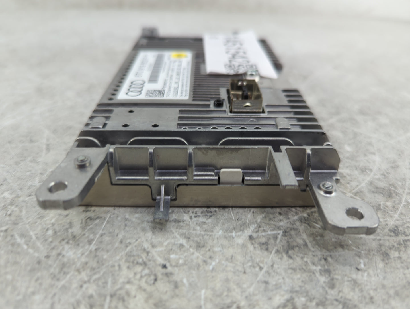 2009-2016 Audi A4 Information Display Screen - Oemusedautoparts1.com