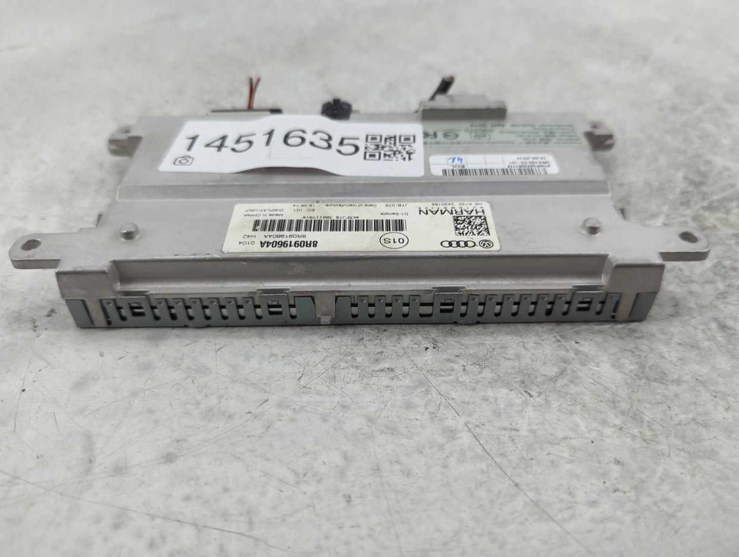 2009-2016 Audi A4 Information Display Screen - Oemusedautoparts1.com