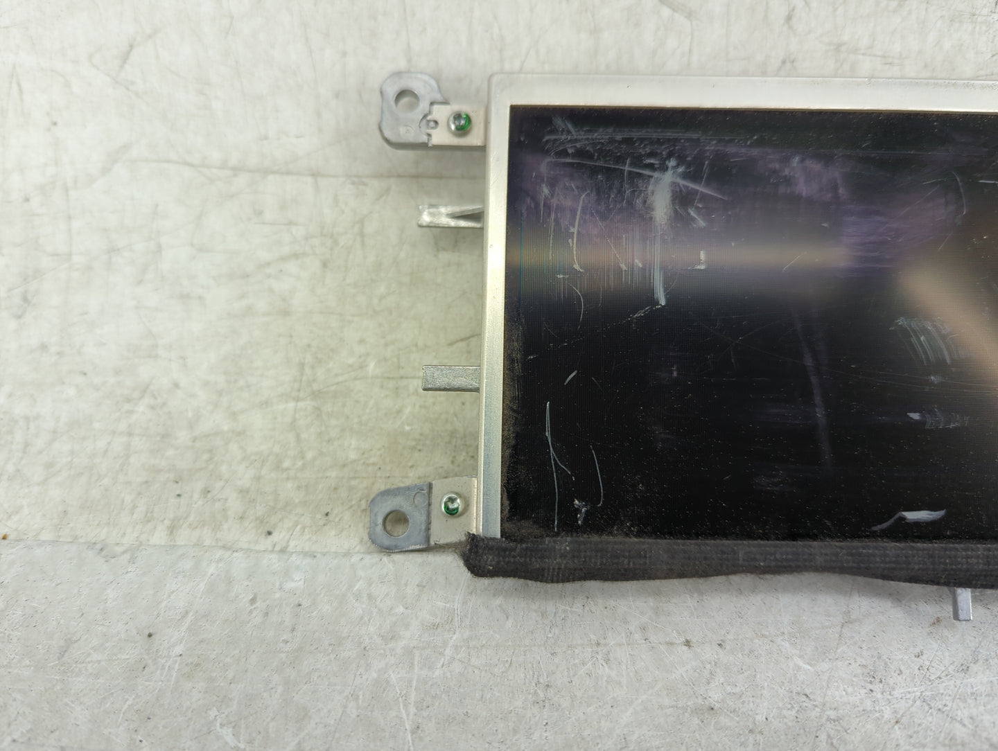 2009-2016 Audi A4 Information Display Screen - Oemusedautoparts1.com