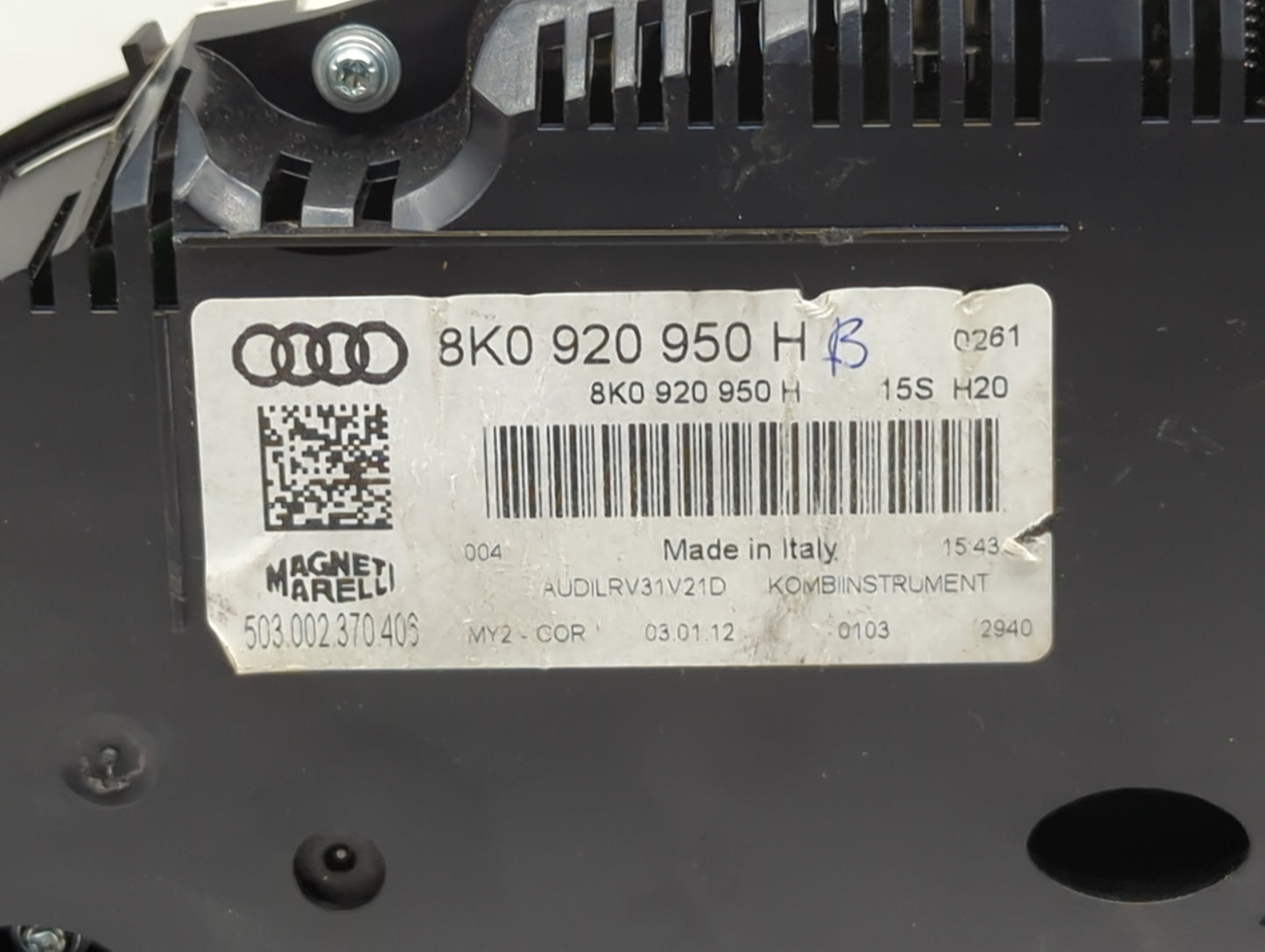 2010-2012 Audi A4 Instrument Cluster Speedometer Gauges P/N:8K0920950H 503002370406 Fits Fits 2010 2011 2012 OEM Used Auto P