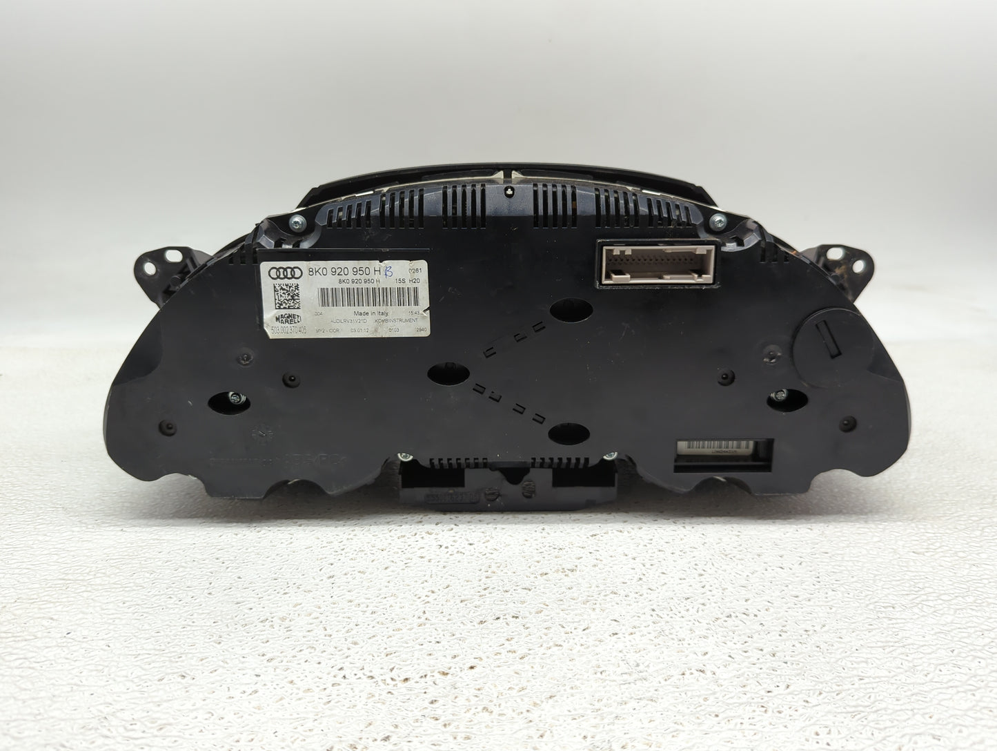 2010-2012 Audi A4 Instrument Cluster Speedometer Gauges P/N:8K0920950H 503002370406 Fits Fits 2010 2011 2012 OEM Used Auto P