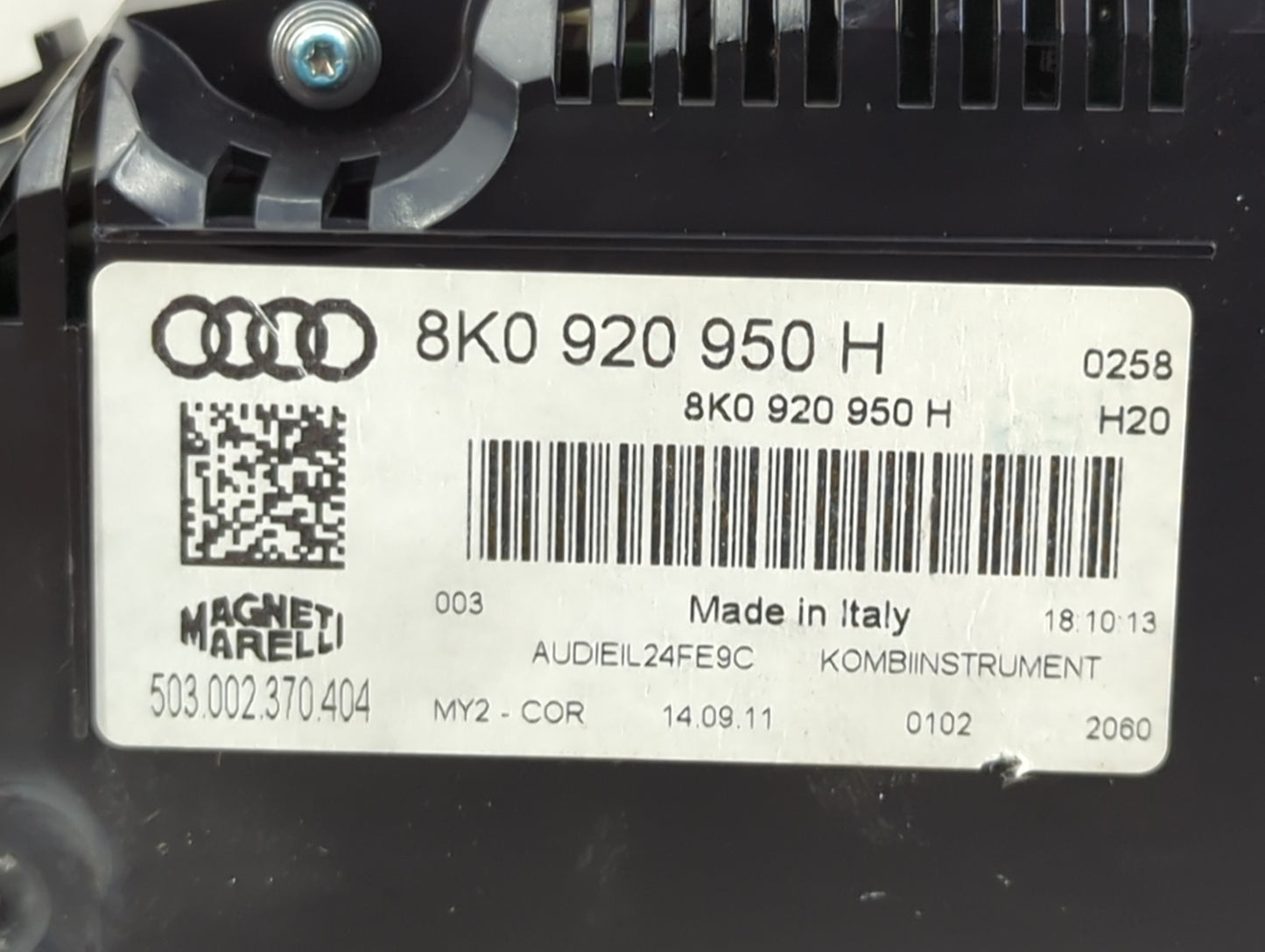 2010-2012 Audi A4 Instrument Cluster Speedometer Gauges P/N:8K0 920 950 H Miles: Fits Fits 2010 2011 2012 OEM Used Auto Part