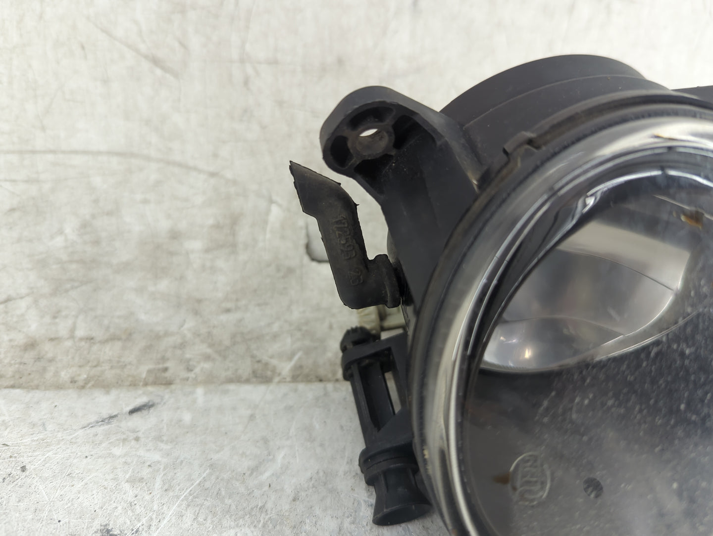 2009-2012 Audi A4 Passenger Right Oem Front Light Lamp - Oemusedautoparts1.com