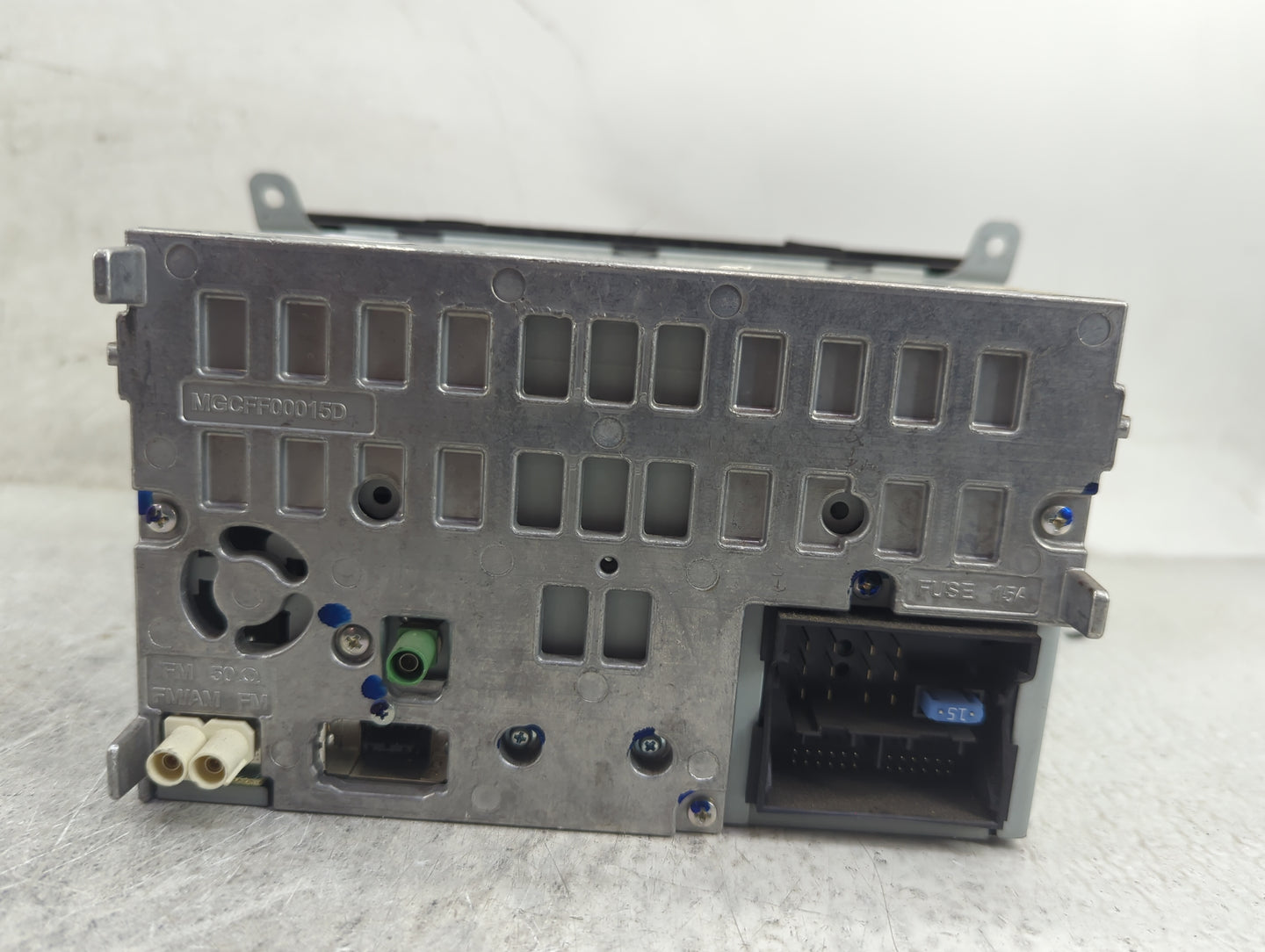 2010-2012 Audi A4 Radio AM FM Cd Player Receiver Replacement P/N:8T1035186R CQ-JA1962G Fits OEM Used Auto Parts - Oemusedaut