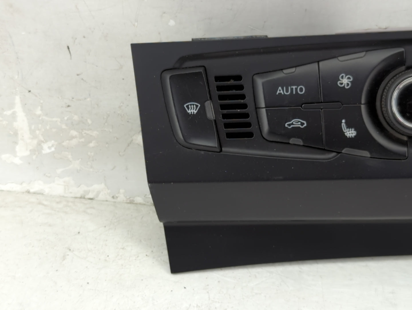 2009-2012 Audi A4 Climate Control Module Temperature AC/Heater Replacement P/N:8T1 820 043 AN Fits Fits 2008 2009 2010 2011 