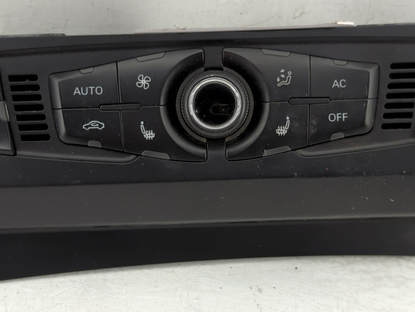 2009-2012 Audi A4 Climate Control Module Temperature AC/Heater Replacement P/N:8T1 820 043 AN Fits Fits 2008 2009 2010 2011 