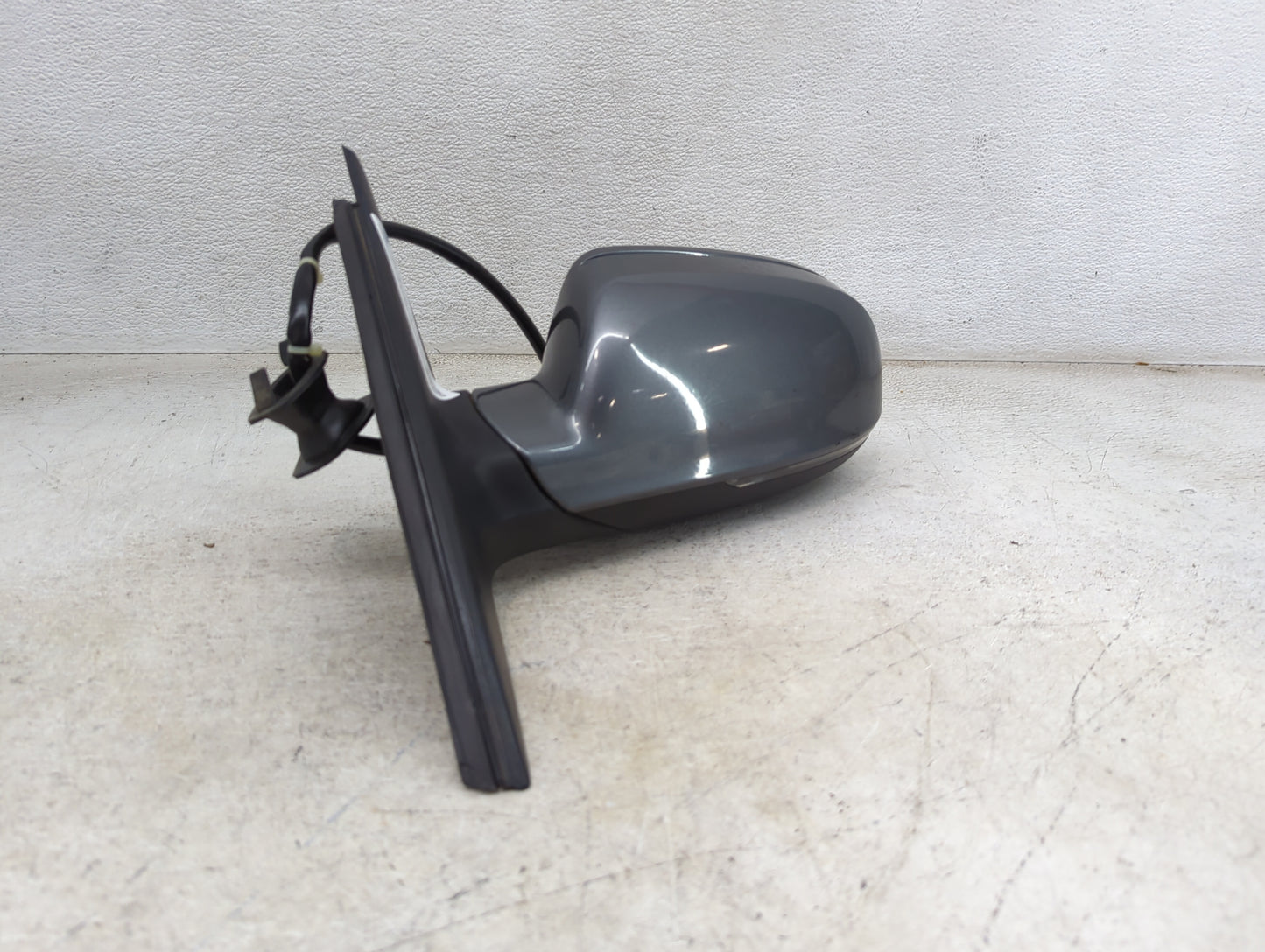 2010-2016 Audi A4 Driver Side View Mirror - Left Door Mirror OEM Used - Oemusedautoparts1.com