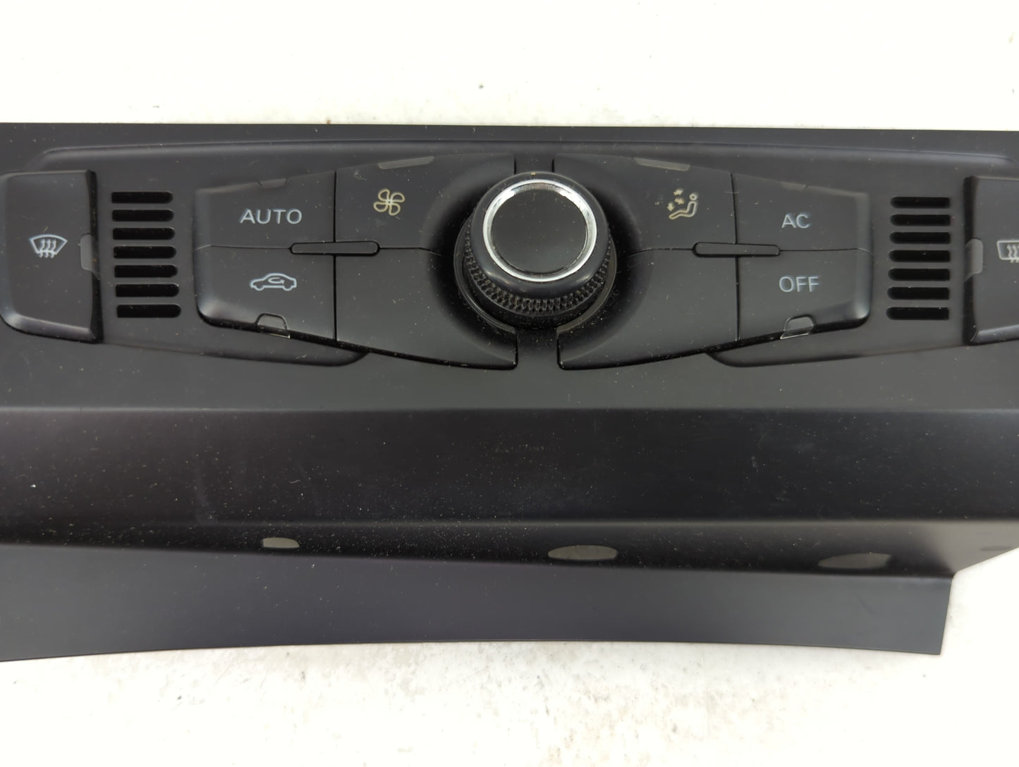 2009-2012 Audi A4 Climate Control Module Temperature AC/Heater Replacement P/N:8T1 820 043 AM Fits Fits 2008 2009 2010 2011 