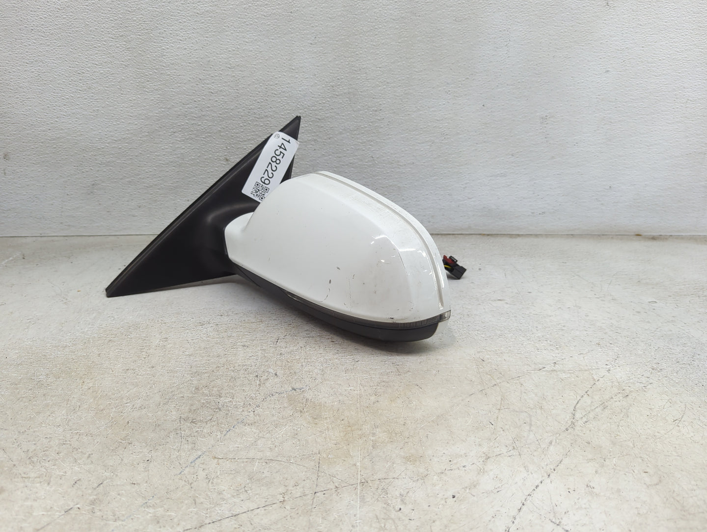 2010-2016 Audi A4 Driver Side View Mirror - Left Door Mirror OEM Used - Oemusedautoparts1.com