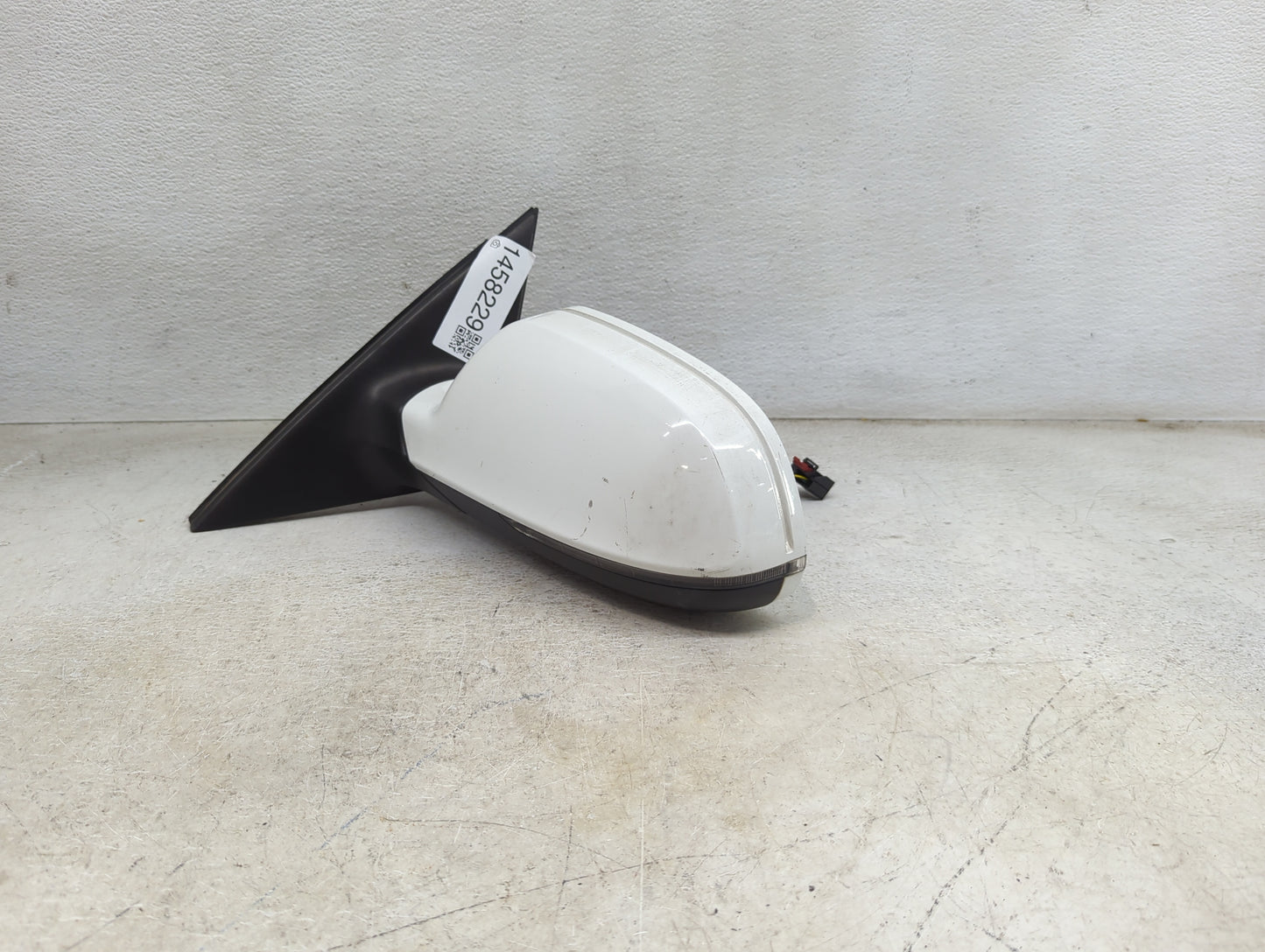 2010-2016 Audi A4 Driver Side View Mirror - Left Door Mirror OEM Used - Oemusedautoparts1.com