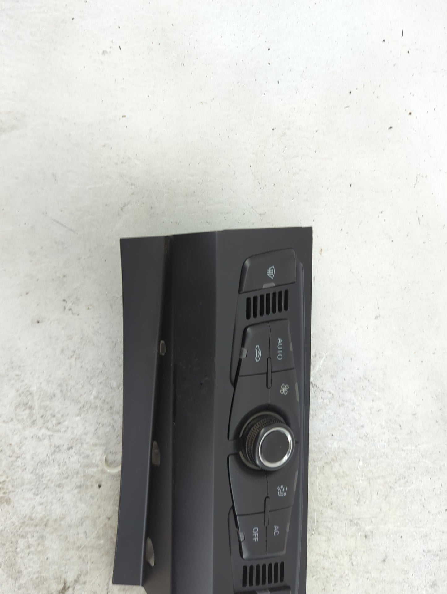 2009-2012 Audi A4 Climate Control Module Temperature AC/Heater Replacement P/N:8T1820043AM A2C53346674 Fits OEM Used Auto Pa