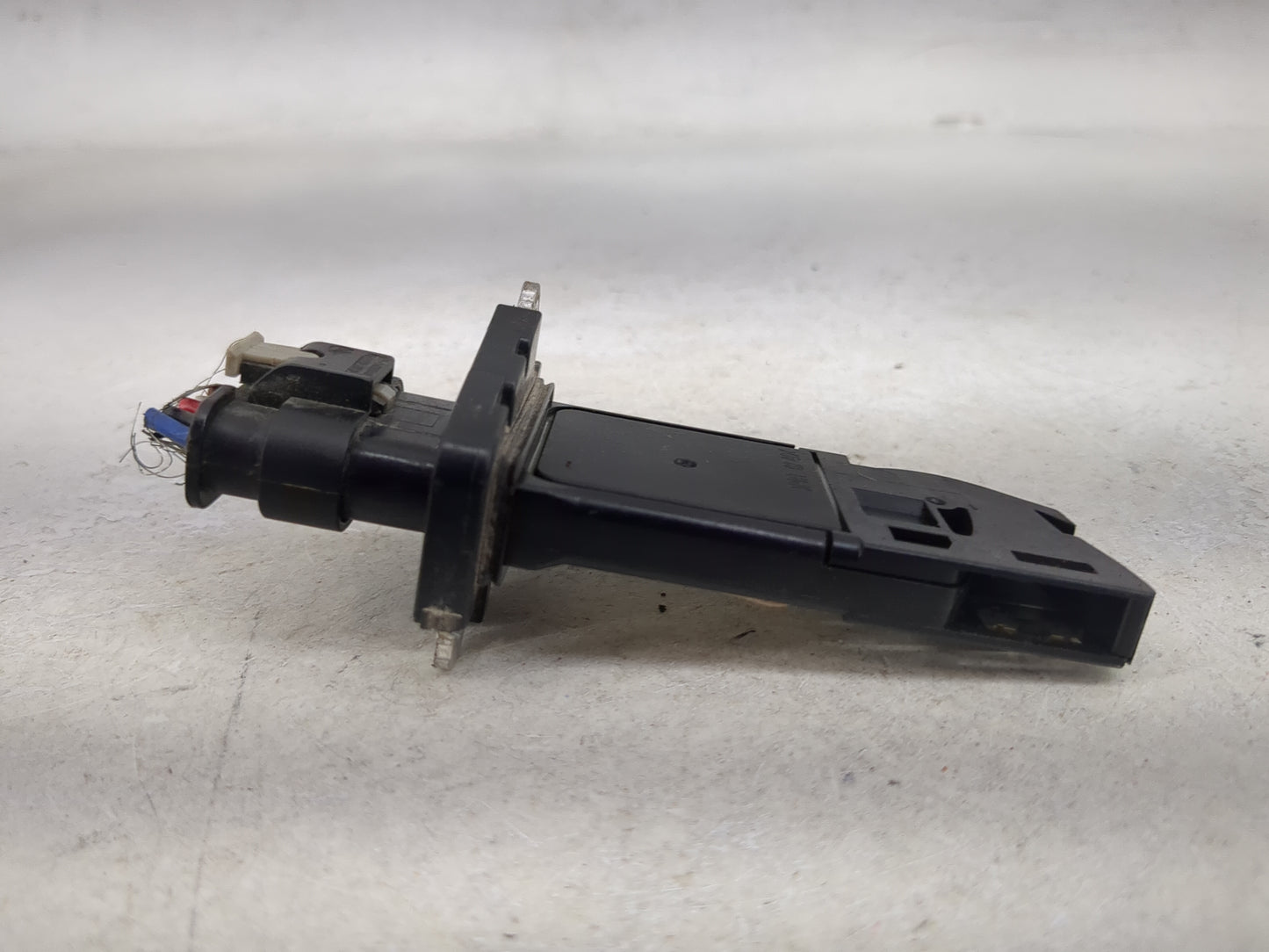 2009-2012 Audi A4 Mass Air Flow Meter Maf 1485947 - Oemusedautoparts1.com