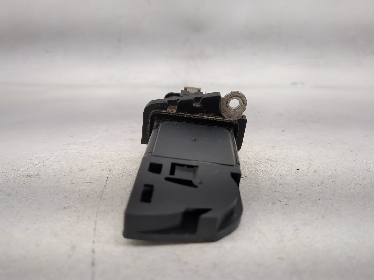 2009-2012 Audi A4 Mass Air Flow Meter Maf 1485947 - Oemusedautoparts1.com