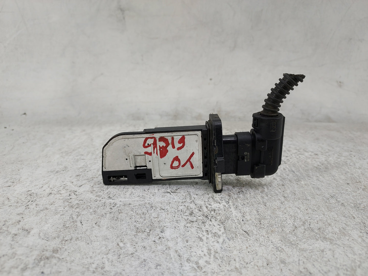 2009-2012 Audi A4 Mass Air Flow Meter Maf 1487384 - Oemusedautoparts1.com