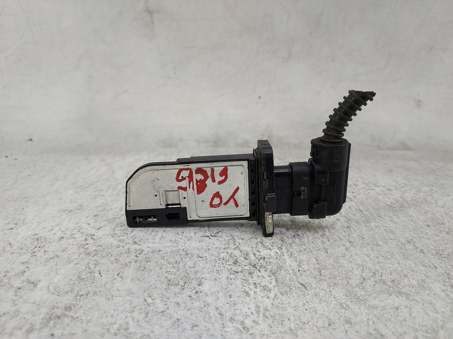 2009-2012 Audi A4 Mass Air Flow Meter Maf 1487384 - Oemusedautoparts1.com
