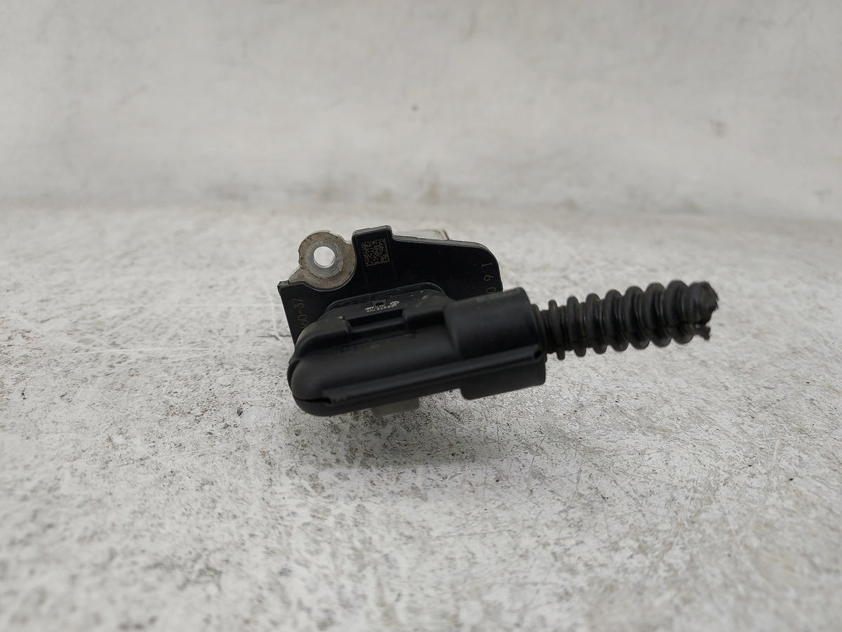 2009-2012 Audi A4 Mass Air Flow Meter Maf 1487384 - Oemusedautoparts1.com