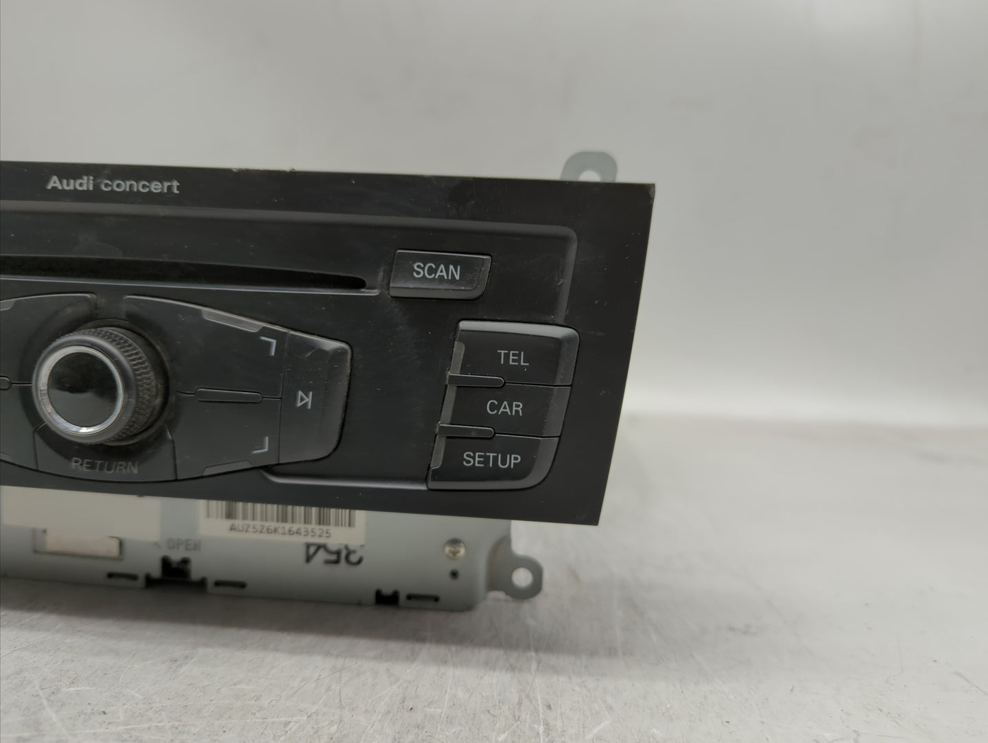 2010-2012 Audi A4 Radio AM FM Cd Player Receiver Replacement P/N:8T1 035 186 R 4G0035082C Fits OEM Used Auto Parts - Oemused