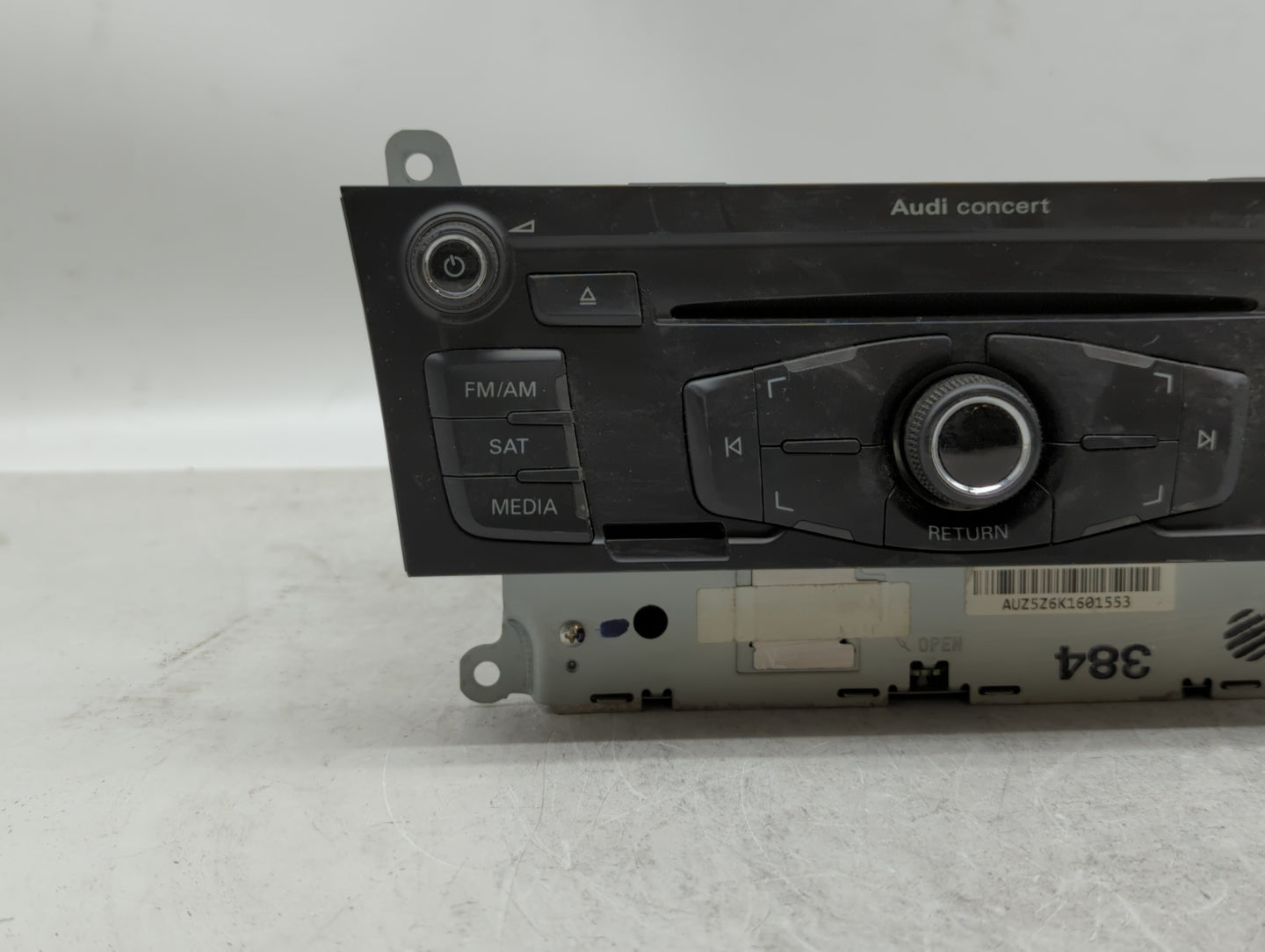 2010-2012 Audi A4 Radio AM FM Cd Player Receiver Replacement P/N:8T1 035 186 R 4G0035082C Fits OEM Used Auto Parts - Oemused