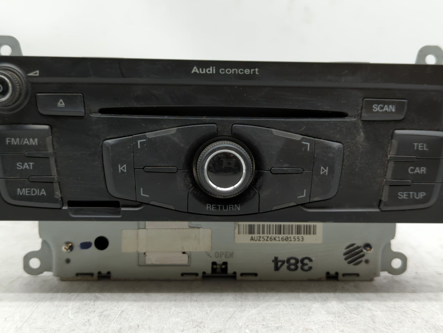 2010-2012 Audi A4 Radio AM FM Cd Player Receiver Replacement P/N:8T1 035 186 R 4G0035082C Fits OEM Used Auto Parts - Oemused