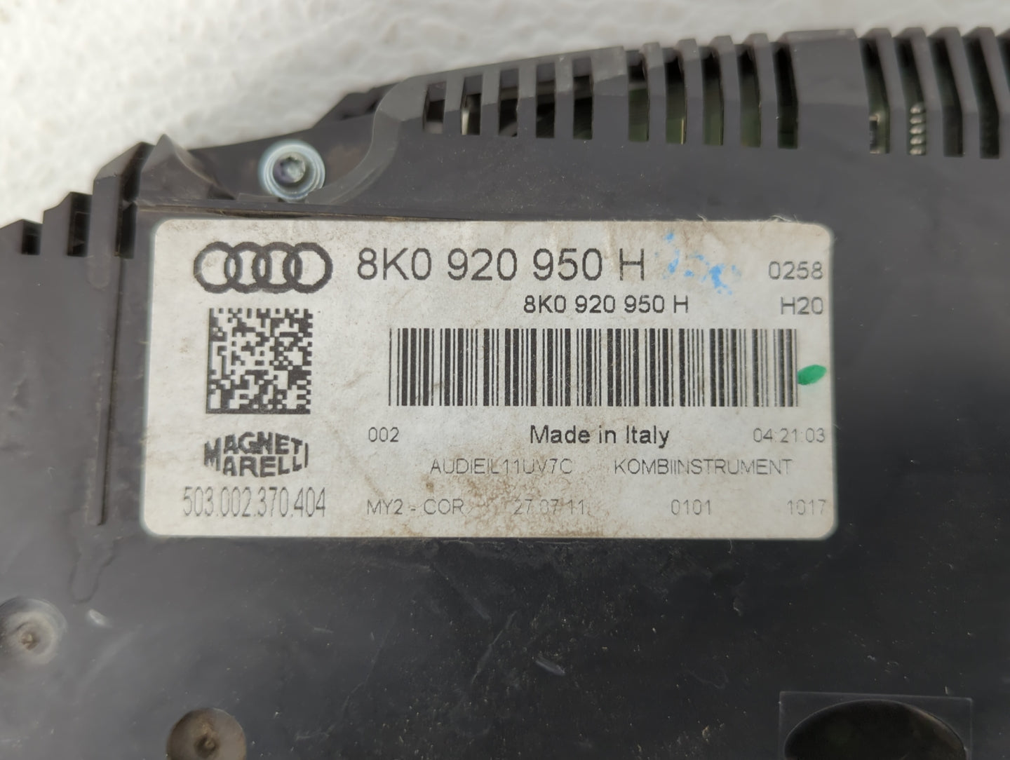 2010-2012 Audi A4 Instrument Cluster Speedometer Gauges P/N:8K0920950E 8K0 920 950 E, 8K0920950H Fits Fits 2010 2011 2012 OE