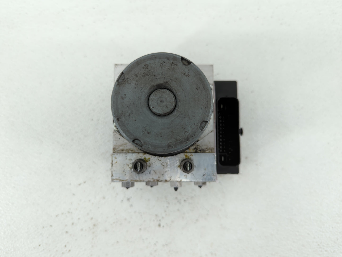2011-2012 Audi A4 ABS Pump Control Module Replacement P/N:8K0 614 517 EJ Fits Fits 2011 2012 OEM Used Auto Parts - Oemusedau