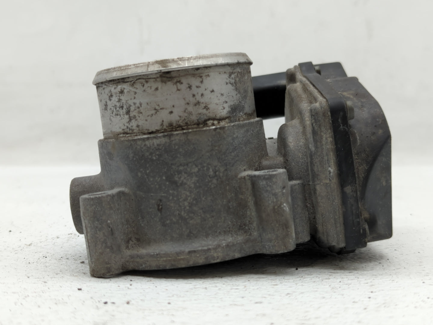 2005-2016 Audi A4 Throttle Body P/N:06F 133 062 G 06F 133 062 Q Fits OEM Used Auto Parts - Oemusedautoparts1.com