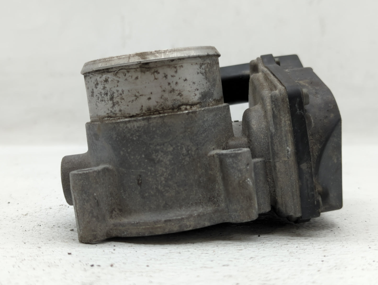 2005-2016 Audi A4 Throttle Body P/N:06F 133 062 G 06F 133 062 Q Fits OEM Used Auto Parts - Oemusedautoparts1.com