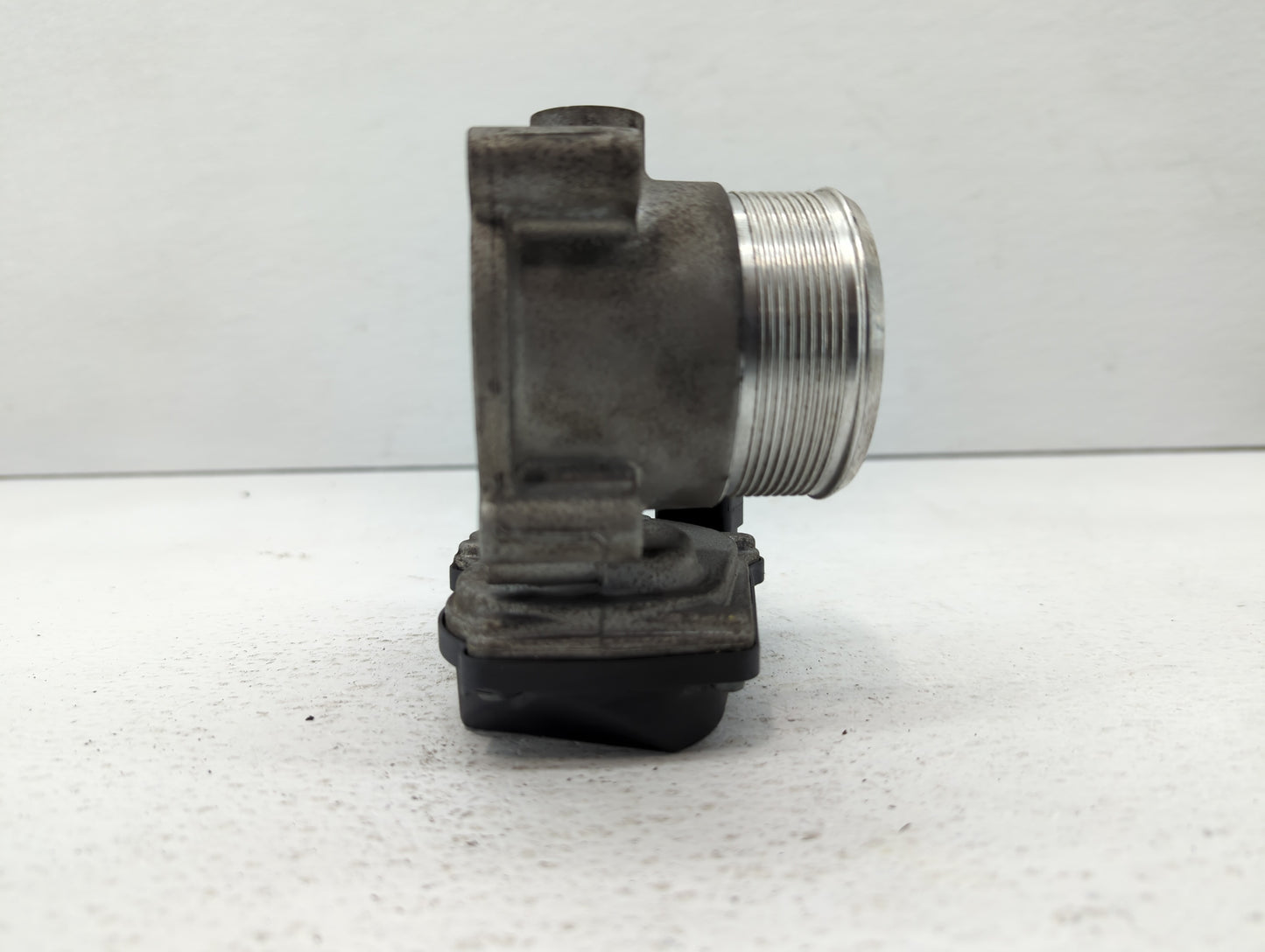 2005-2016 Audi A4 Throttle Body P/N:06F 133 062 T 06F 133 062 Q Fits OEM Used Auto Parts - Oemusedautoparts1.com