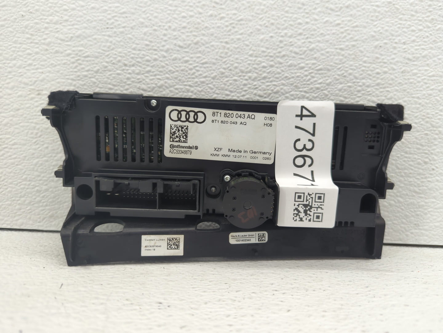 2009-2012 Audi A4 Climate Control Module Temperature AC/Heater Replacement P/N:8T1 820 043 AA 8T1 820 043 AK Fits OEM Used A