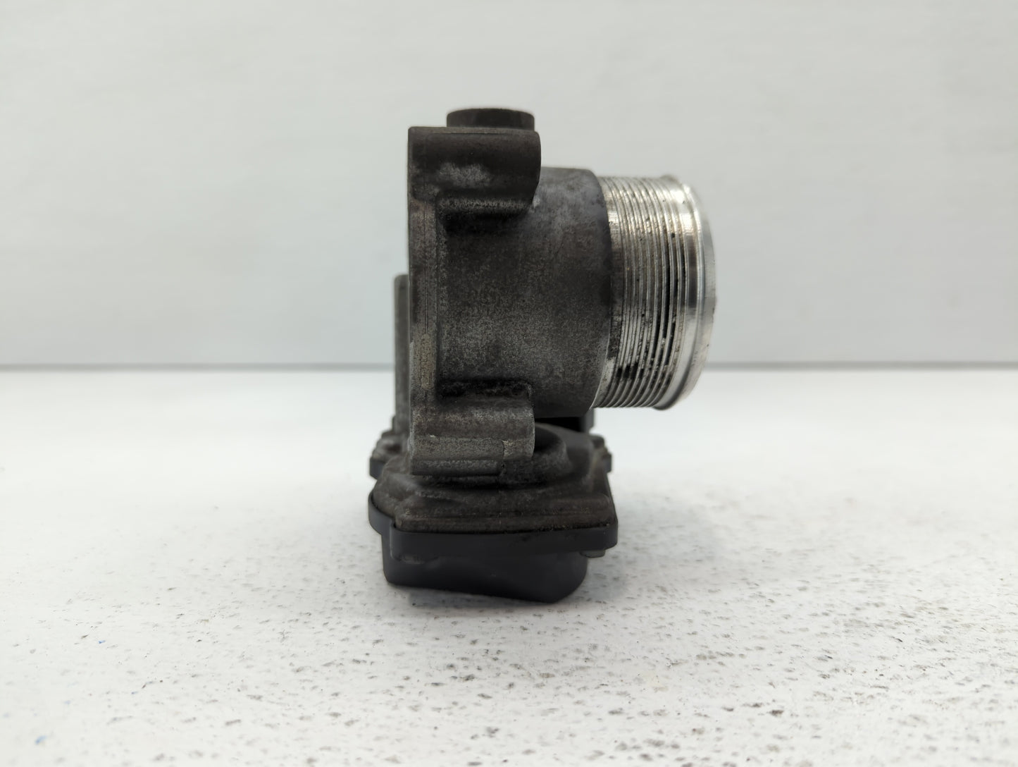 2005-2016 Audi A4 Throttle Body P/N:06F 133 062 T 06F 133 062 Q Fits OEM Used Auto Parts - Oemusedautoparts1.com