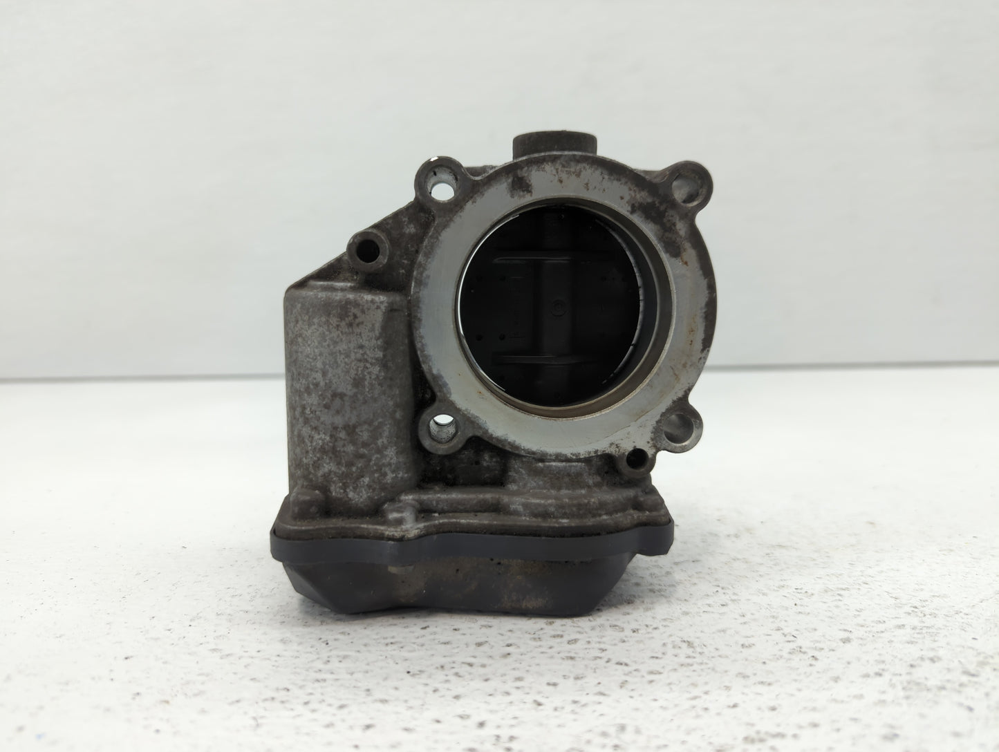 2005-2016 Audi A4 Throttle Body P/N:06F 133 062 T 06F 133 062 Q Fits OEM Used Auto Parts - Oemusedautoparts1.com