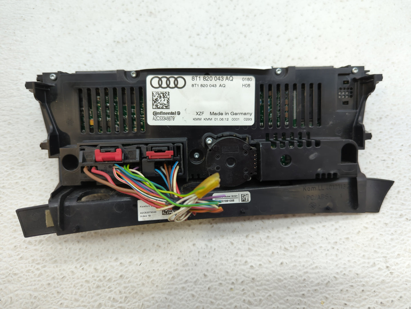 2009-2012 Audi A4 Climate Control Module Temperature AC/Heater Replacement P/N:8T1 820 043 AA 8T1 820 043 AK Fits OEM Used A