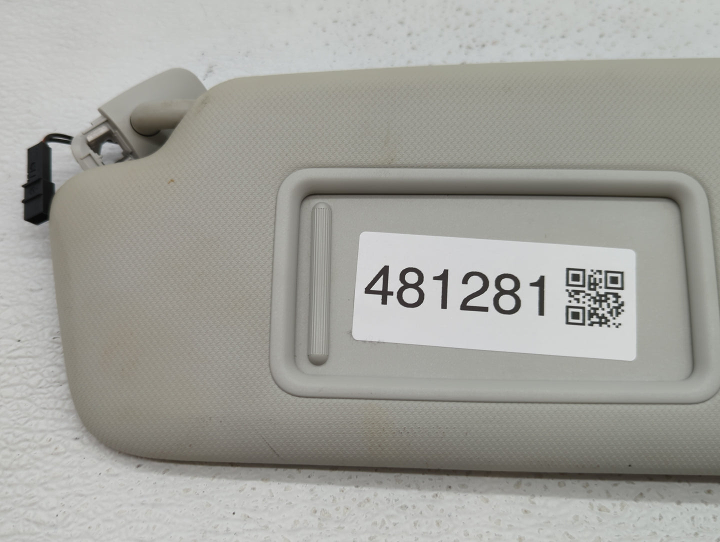 2009-2012 Audi A4 Sun Visor Shade Replacement Driver Left Mirror Fits Fits 2009 2010 2011 2012 OEM Used Auto Parts - Oemused