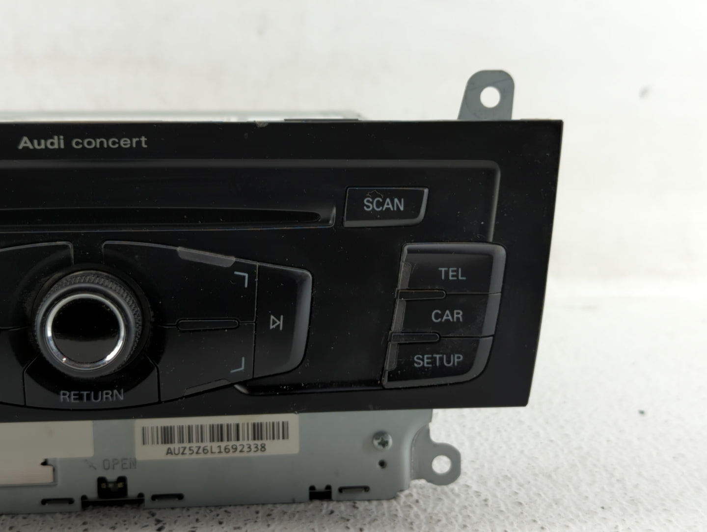 2010-2012 Audi A4 Am Fm Cd Player Radio Receiver - Oemusedautoparts1.com
