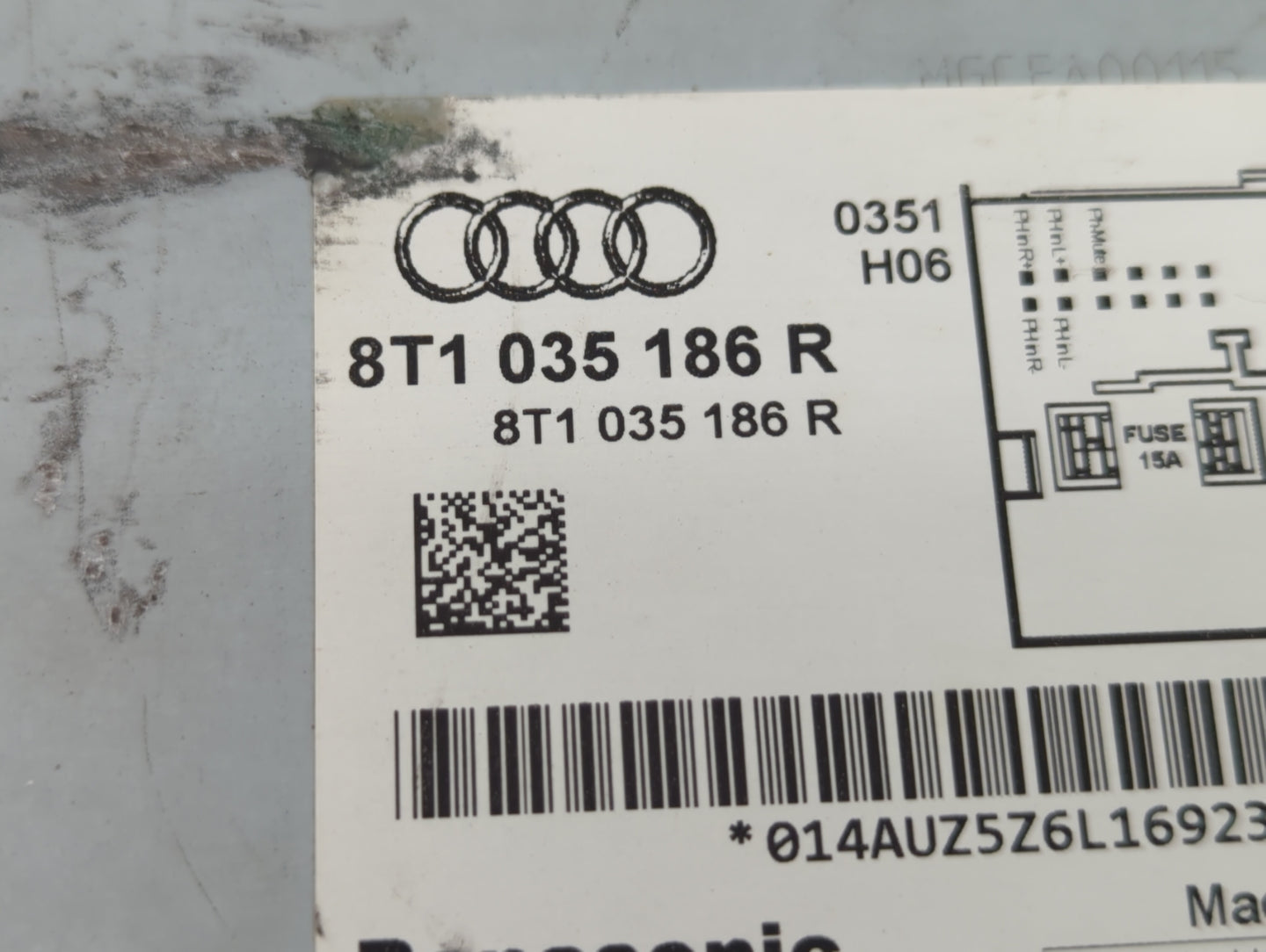 2010-2012 Audi A4 Am Fm Cd Player Radio Receiver - Oemusedautoparts1.com