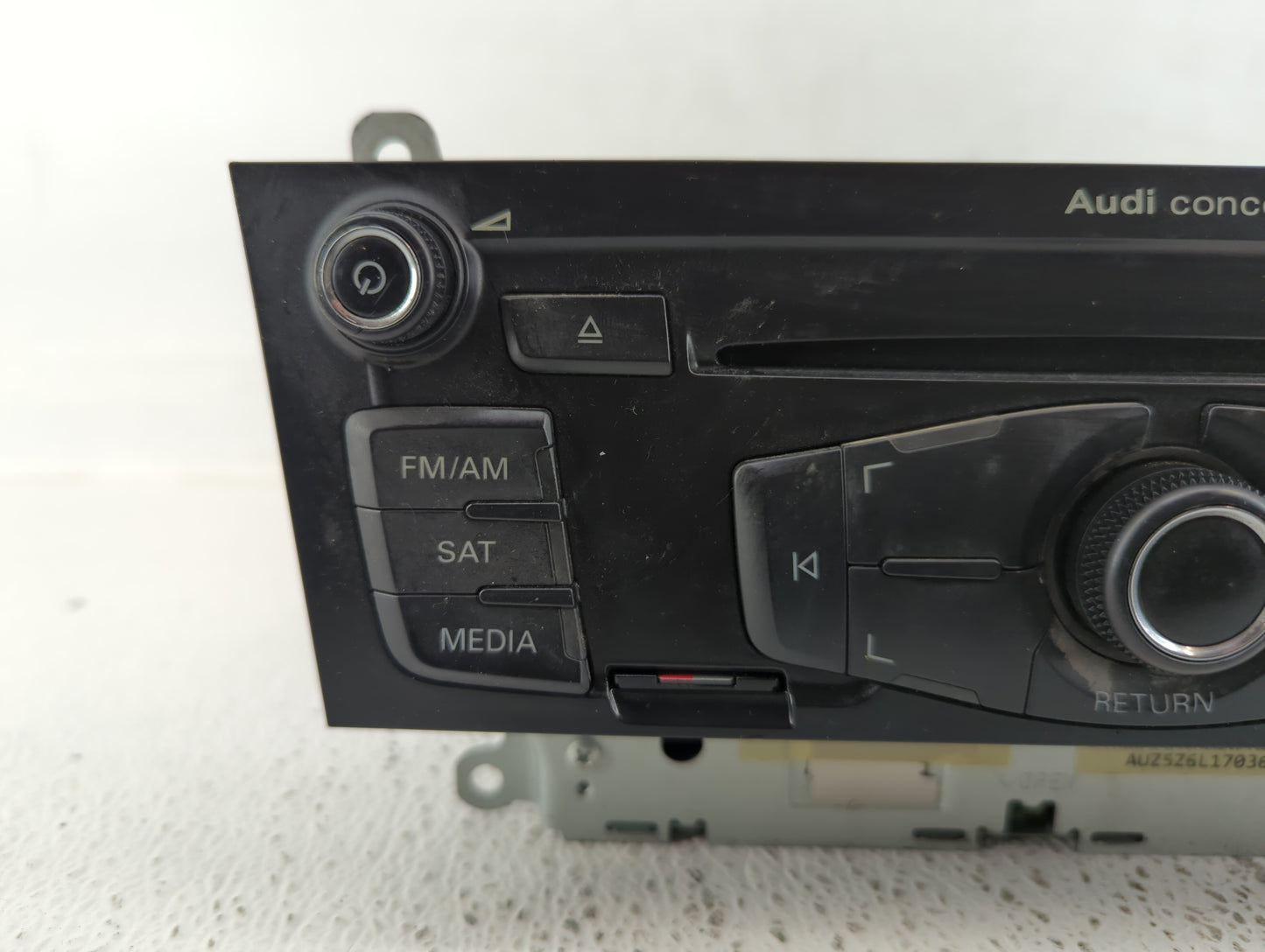 2010-2012 Audi A4 Radio AM FM Cd Player Receiver Replacement P/N:8T1 035 186 R Fits Fits 2010 2011 2012 2013 2014 2015 2016 