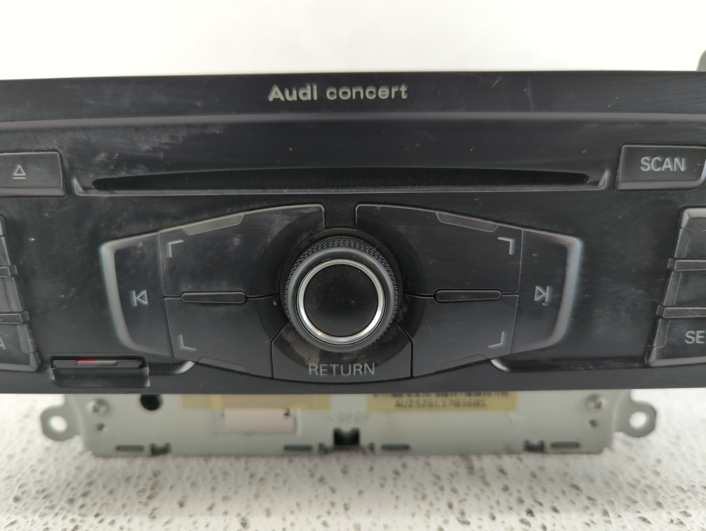 2010-2012 Audi A4 Radio AM FM Cd Player Receiver Replacement P/N:8T1 035 186 R Fits Fits 2010 2011 2012 2013 2014 2015 2016 