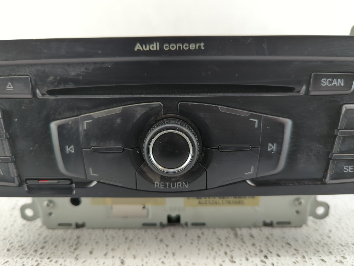 2010-2012 Audi A4 Radio AM FM Cd Player Receiver Replacement P/N:8T1 035 186 R Fits Fits 2010 2011 2012 2013 2014 2015 2016 